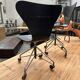 Paire de chaises de bureau par Arne Jacobsen