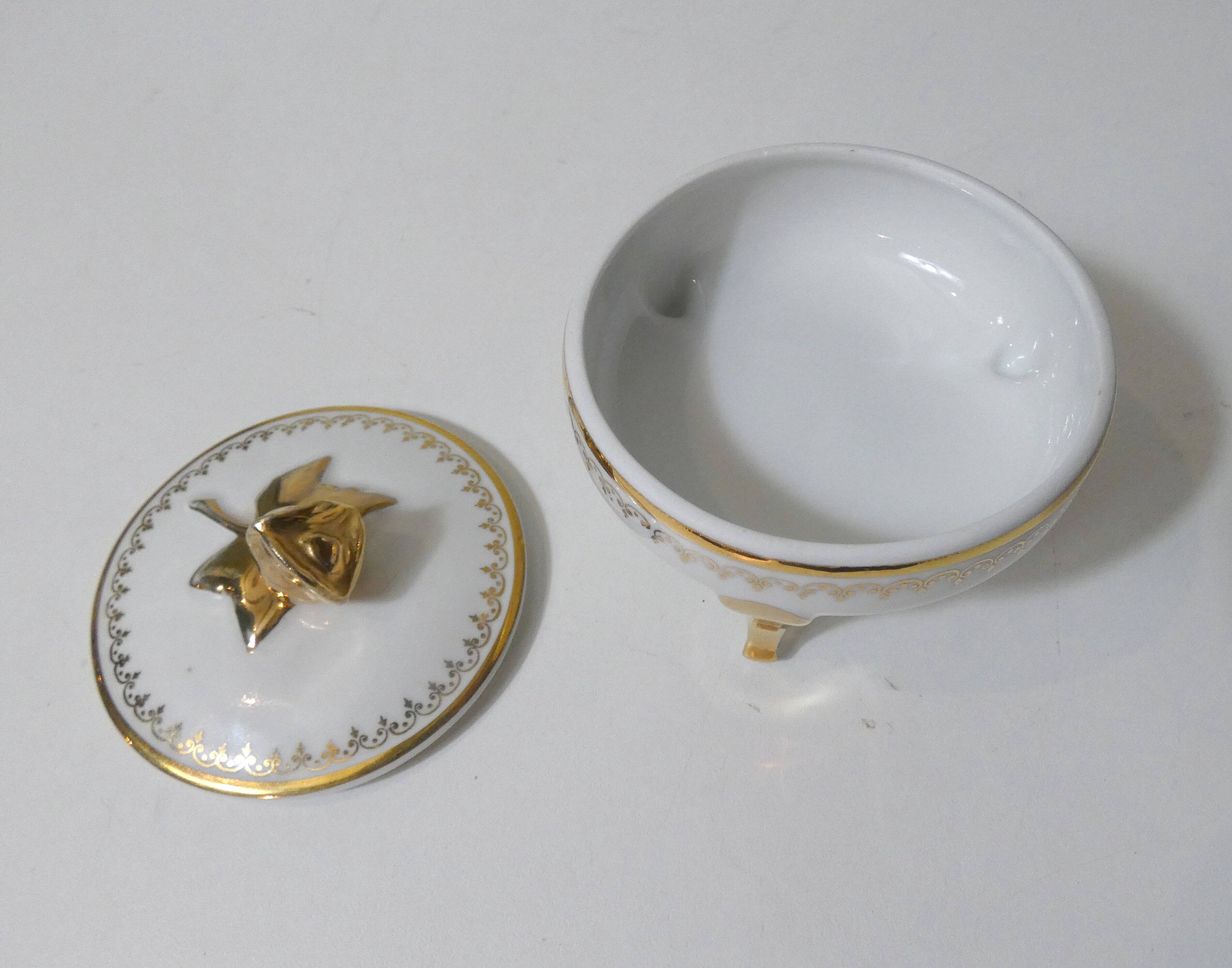 antique sweet jar in white and gold porcelain