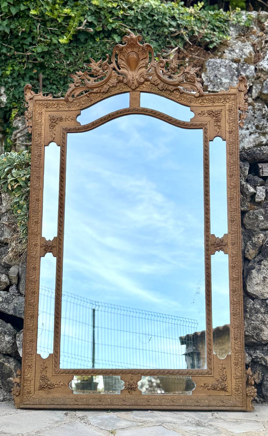 Mirror in gilded wood and stucco, with glazing beads, Napoleon III period.