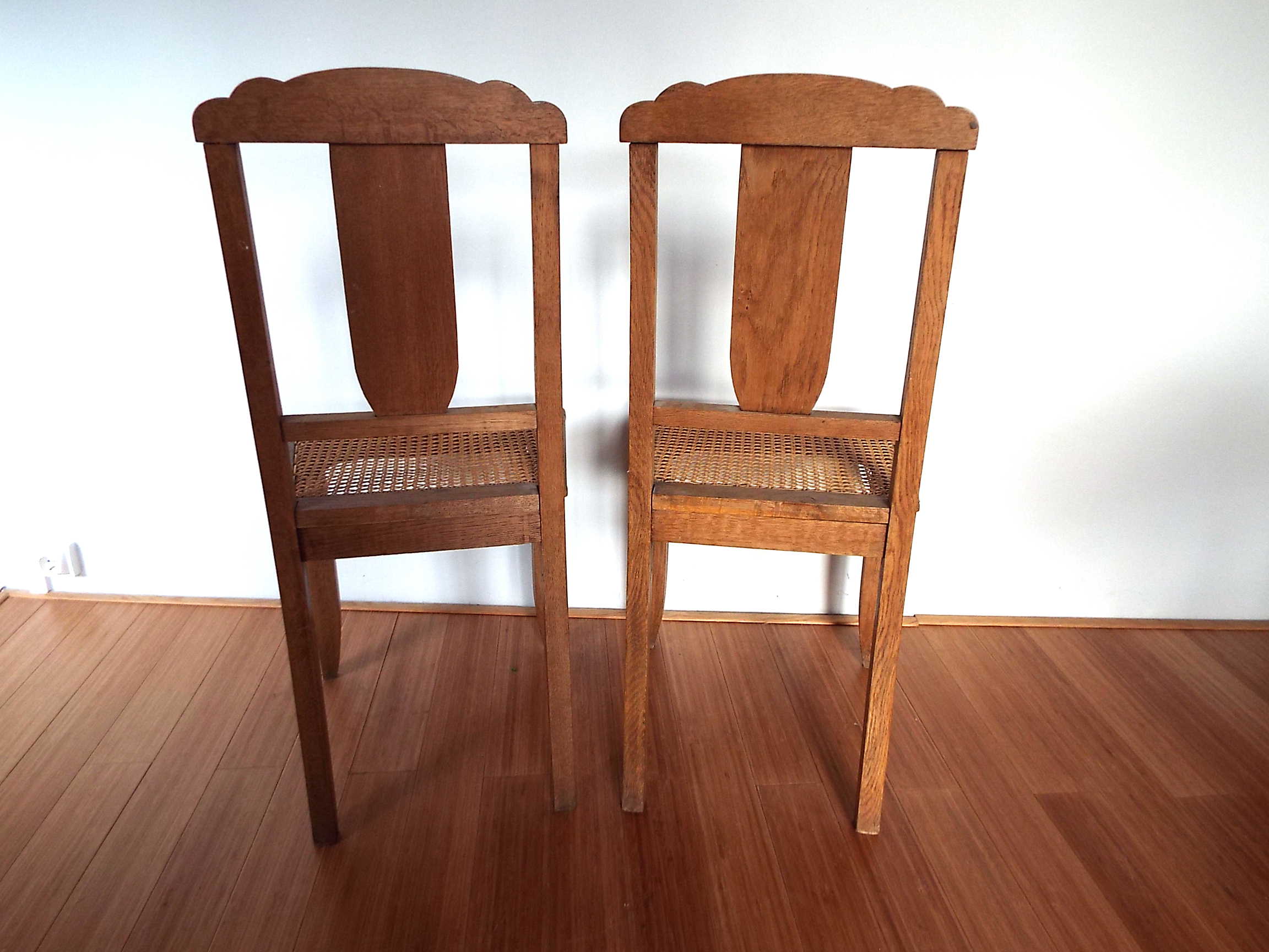 2 chaises art déco cannées