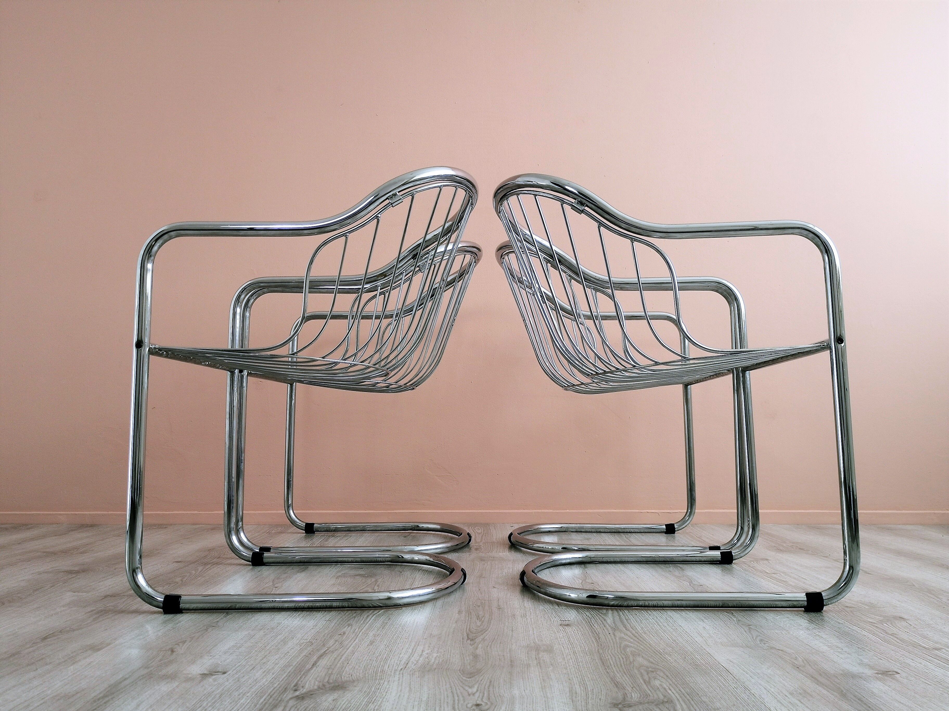 Set of 4 chrome wire dining chairs