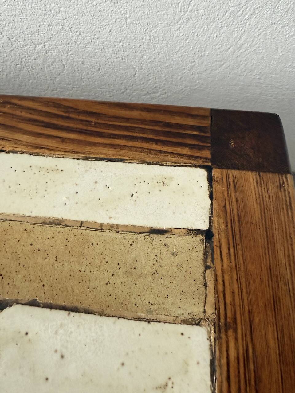 Dyem ceramic coffee table