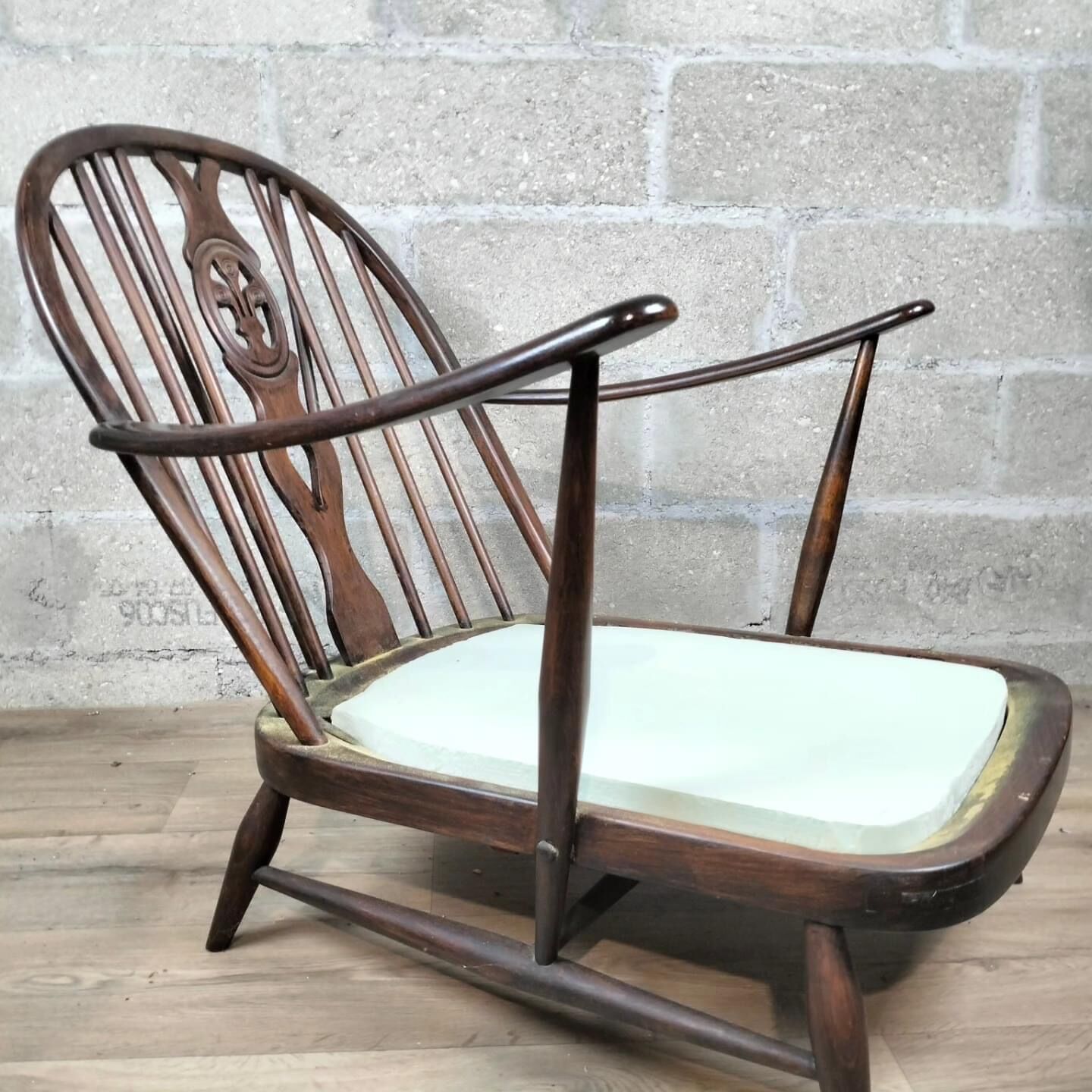 Fixed relax armchair by Luigi Ercolani for Ercol 1950/60