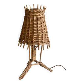 Wicker lamp
