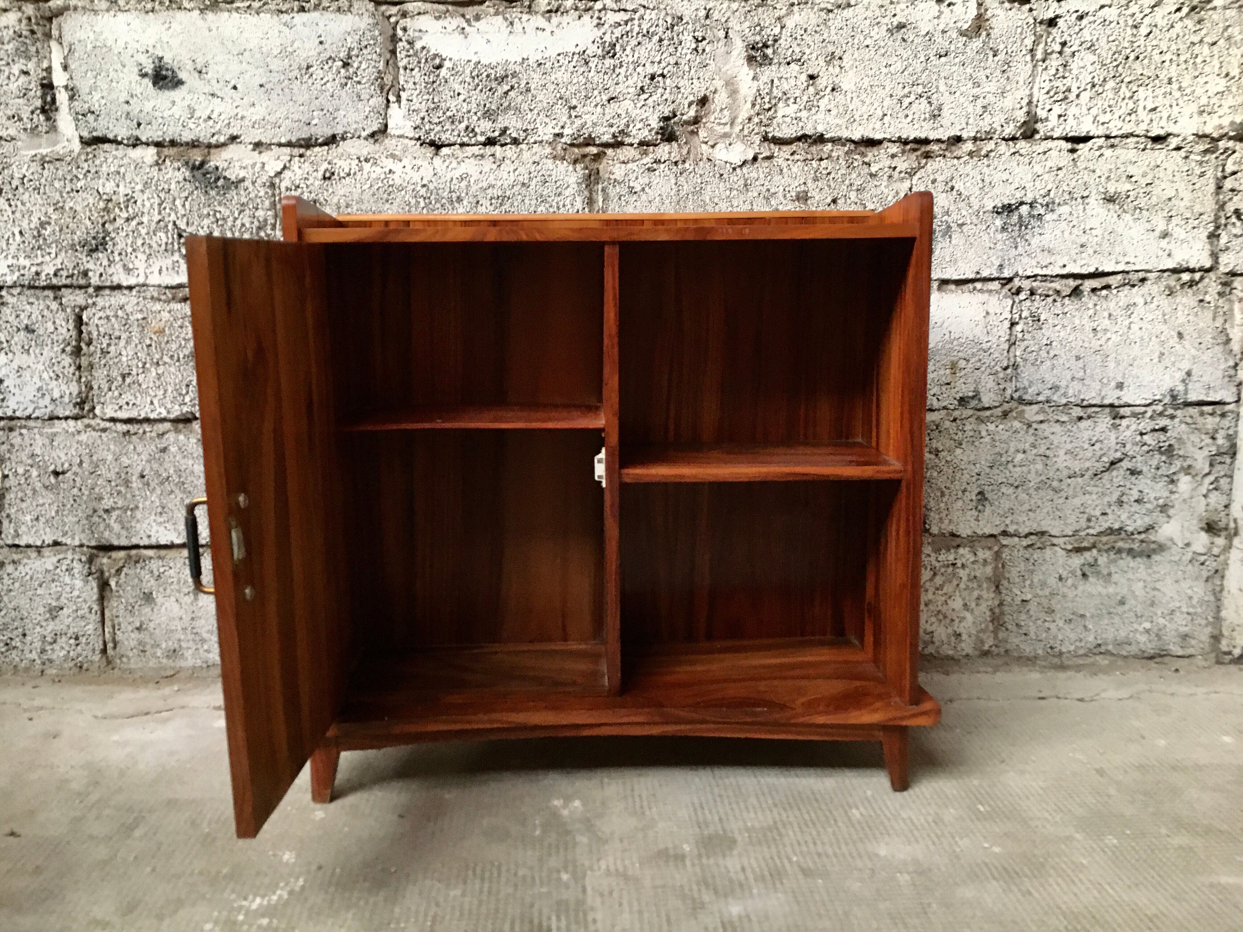 Enfilade in noble wood