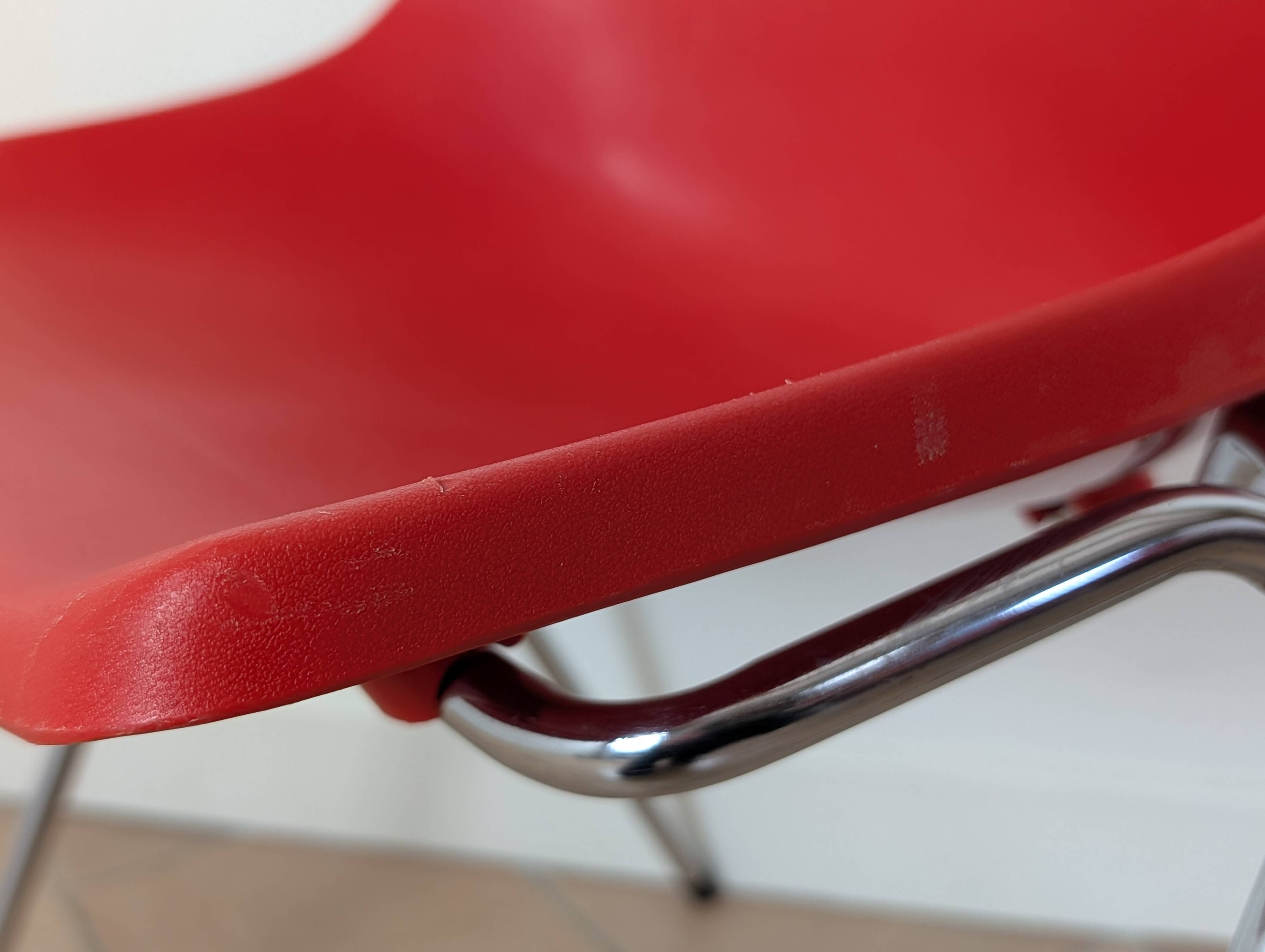 Lafargue L202 stackable chairs