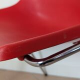 Lafargue L202 stackable chairs