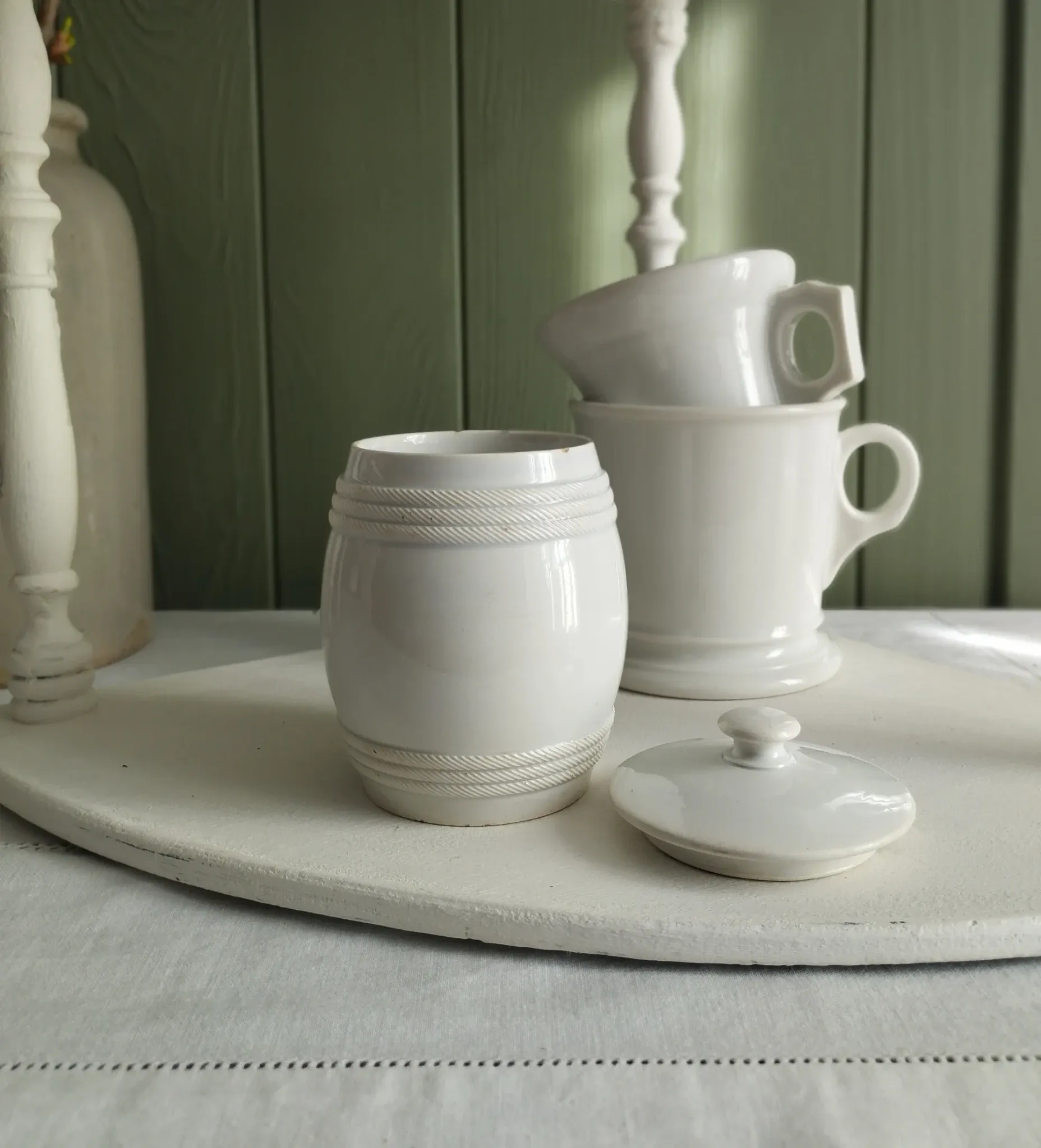 Ancien pot couvert moutardier Creil Montereau