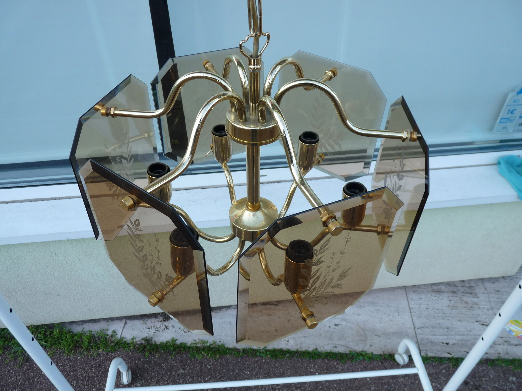 Golden chandelier 6 bevelled smoky glass lights