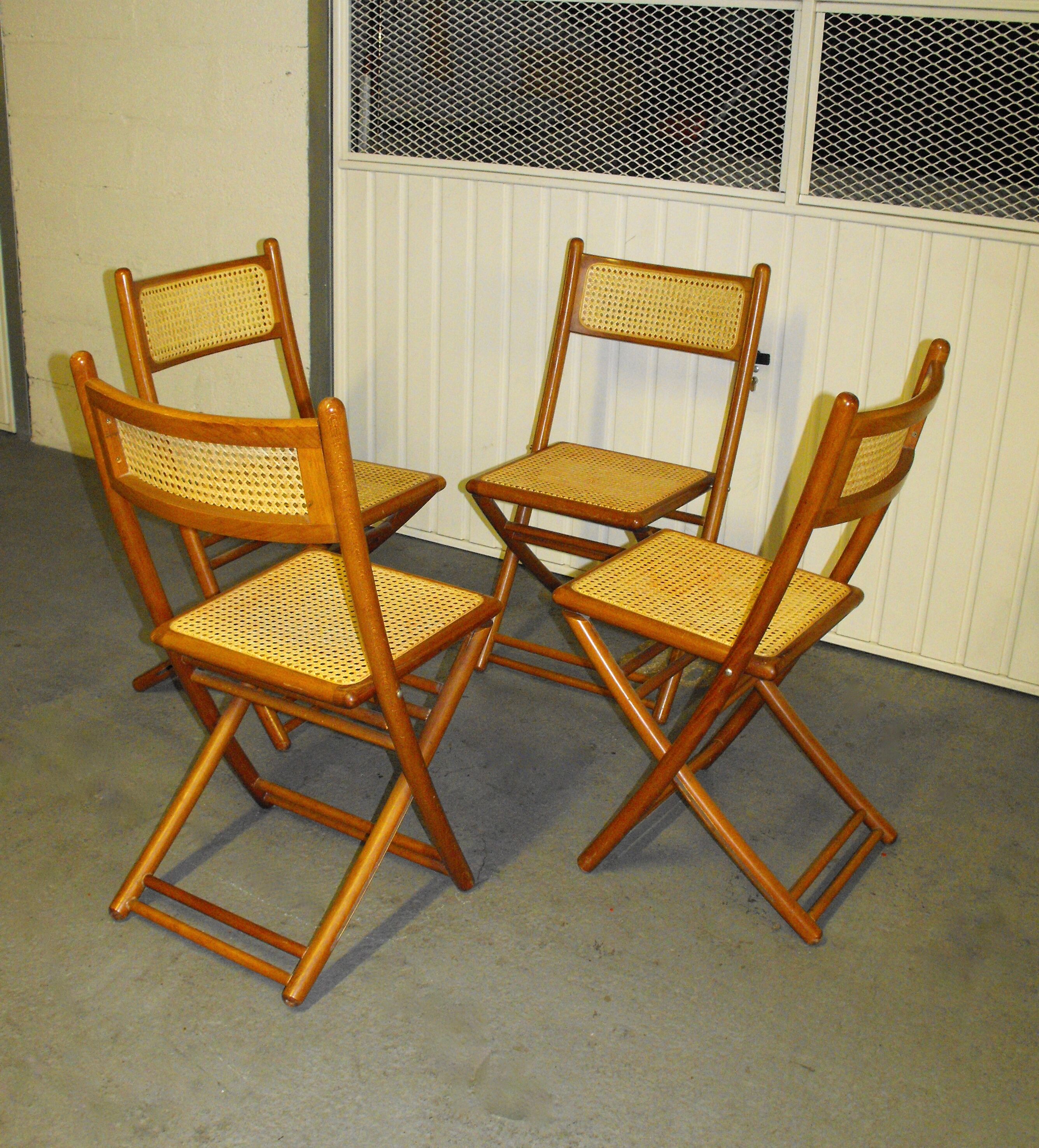 Lot de 4 chaises pliantes cannées années 70