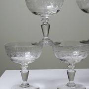 Set of 6 antique fine crystal champagne glasses, star engraved, 19th-20th century.
