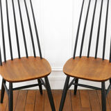 2 chairs