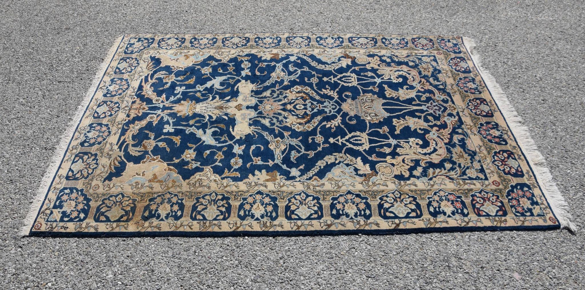 Iranian oriental carpet Kashan - handmade: 1.42 x 2.00 metres in Wool and Silk