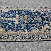 Iranian oriental carpet Kashan - handmade: 1.42 x 2.00 metres in Wool and Silk