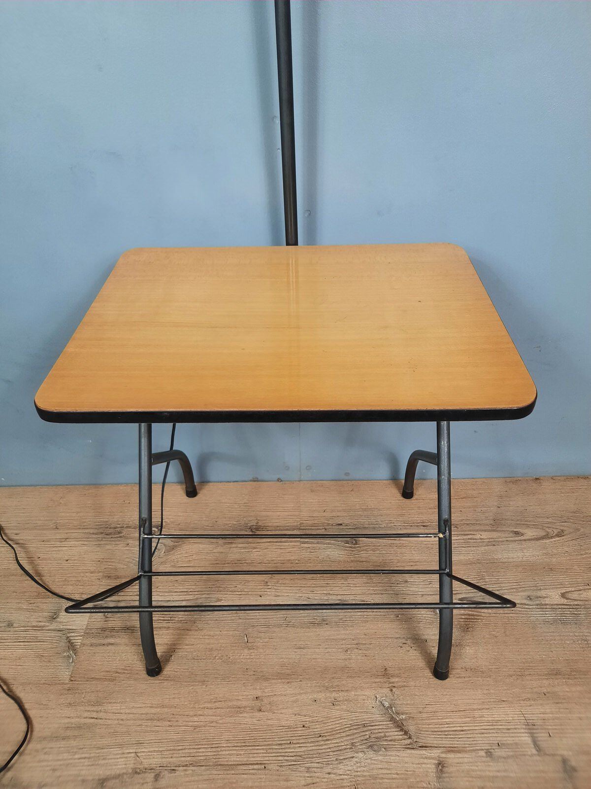 Vintage magazine door floor lamp