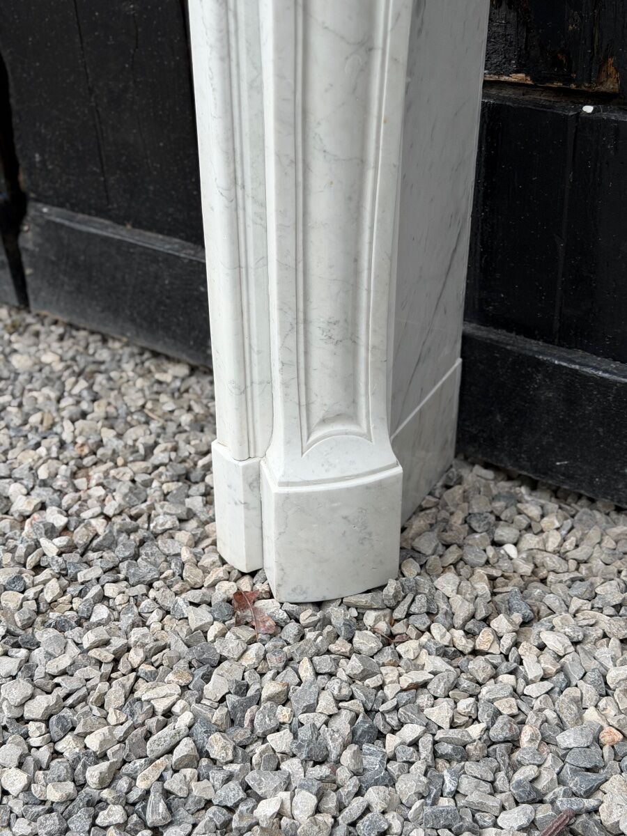 Louis XV style Carrara marble fireplace circa 1900