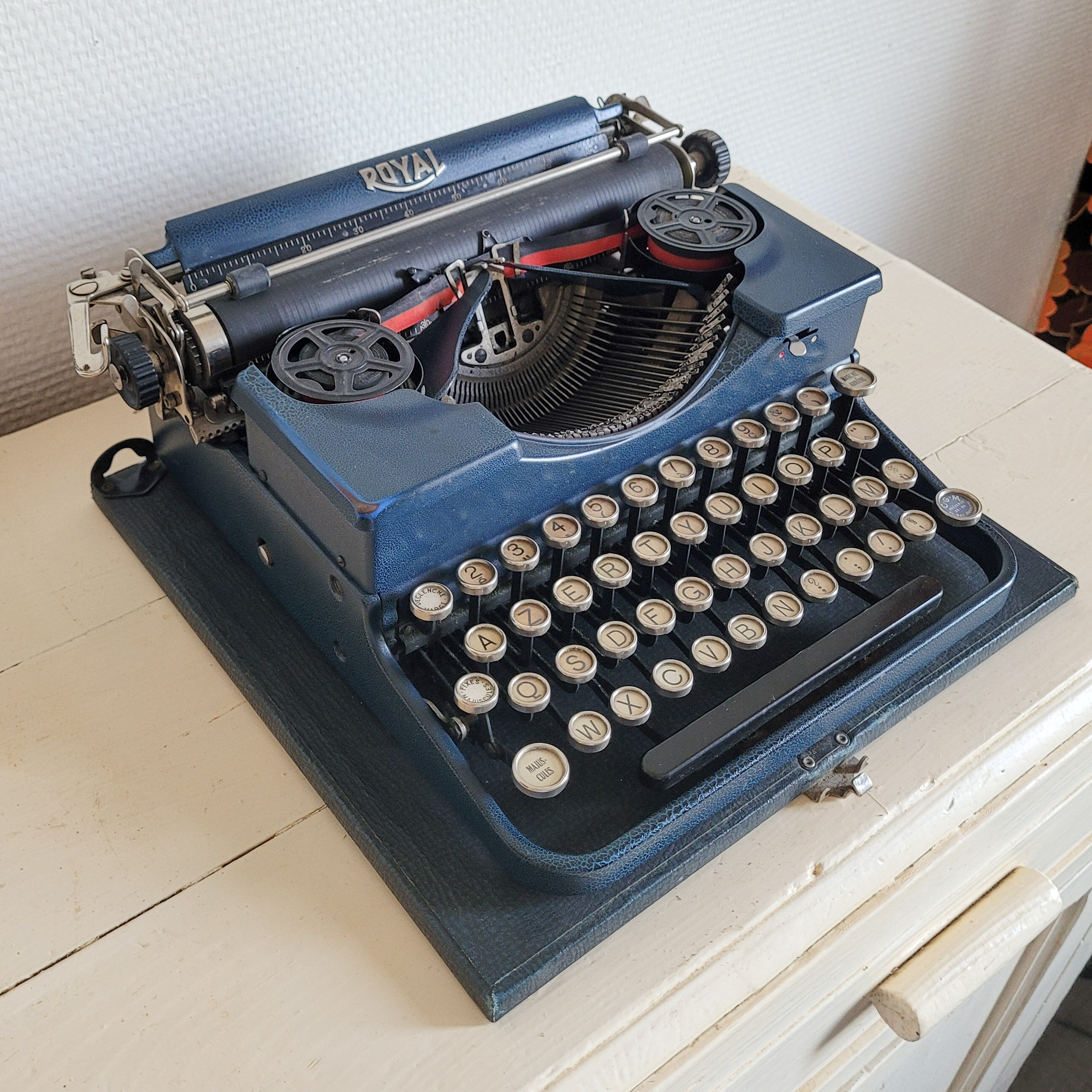 TYPEWRITER ROYAL 30s
