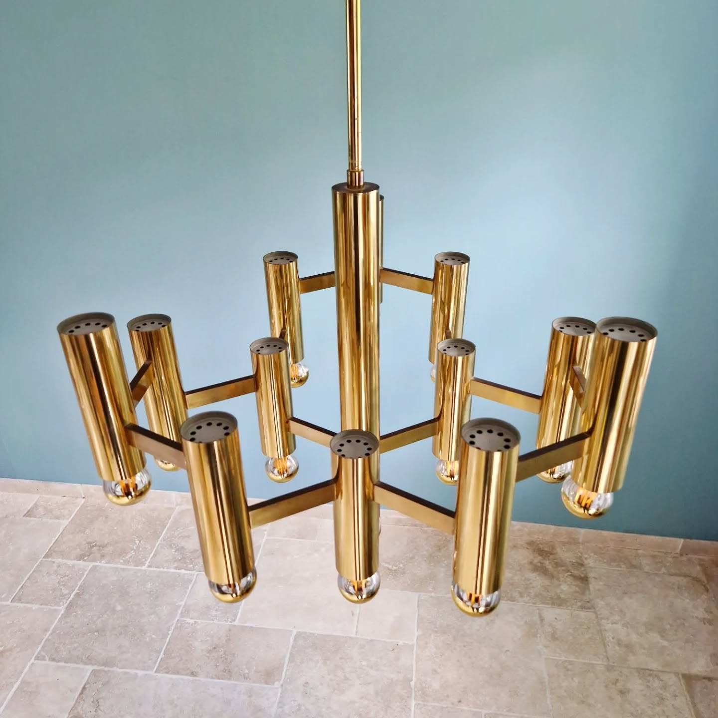 Large brass chandelier, design by Gaetano Sciolari, Boulanger, 1970.