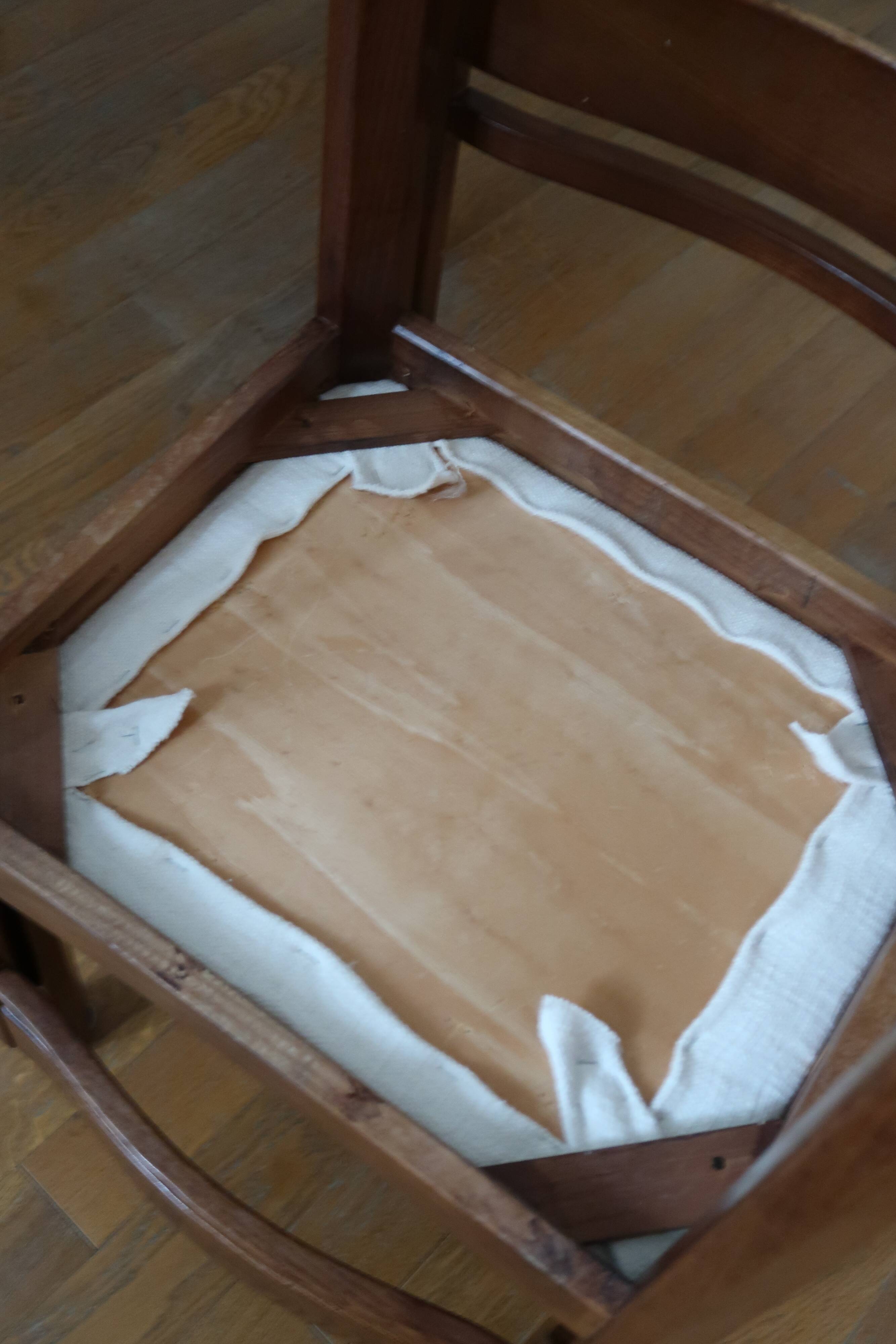 4 modernist cream chairs