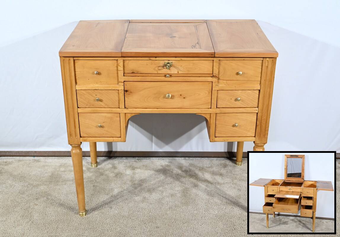 Small Dressing Table in Solid Cherry, Louis XVI Period – Late 18th Century
