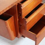 Executive desk model Boomerang standard from De Coene