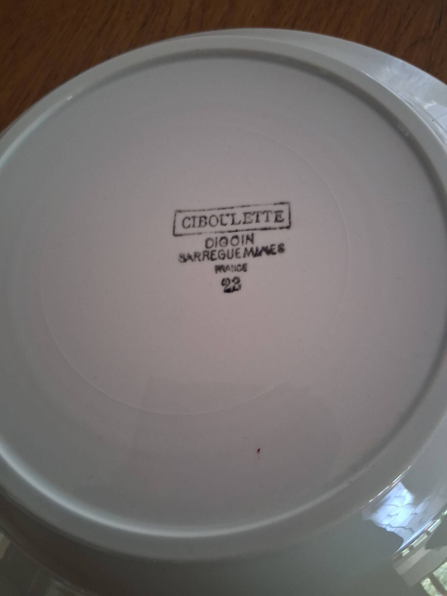 Large deep plate chives Digoin Sarreguemines art deco geometric