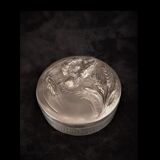 Round Art Nouveau pewter box with floral motifs