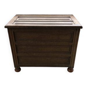 Grand coffre ancien en