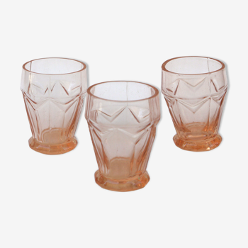 Trois de verres rose