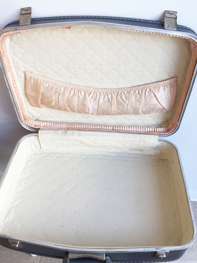 "Hotesse de l'air" suitcases - Air France, 1960