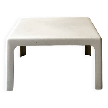 Square coffee table from Prisunic in white fibreglass, 1970s design.