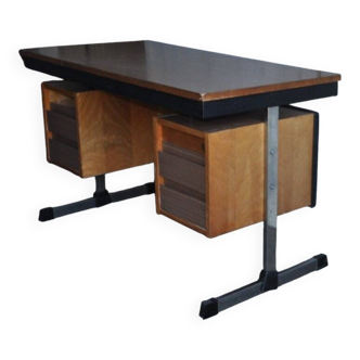 Bureau in Bauhaus mid-century style made of wood and black leather, Hungarian 1960s.