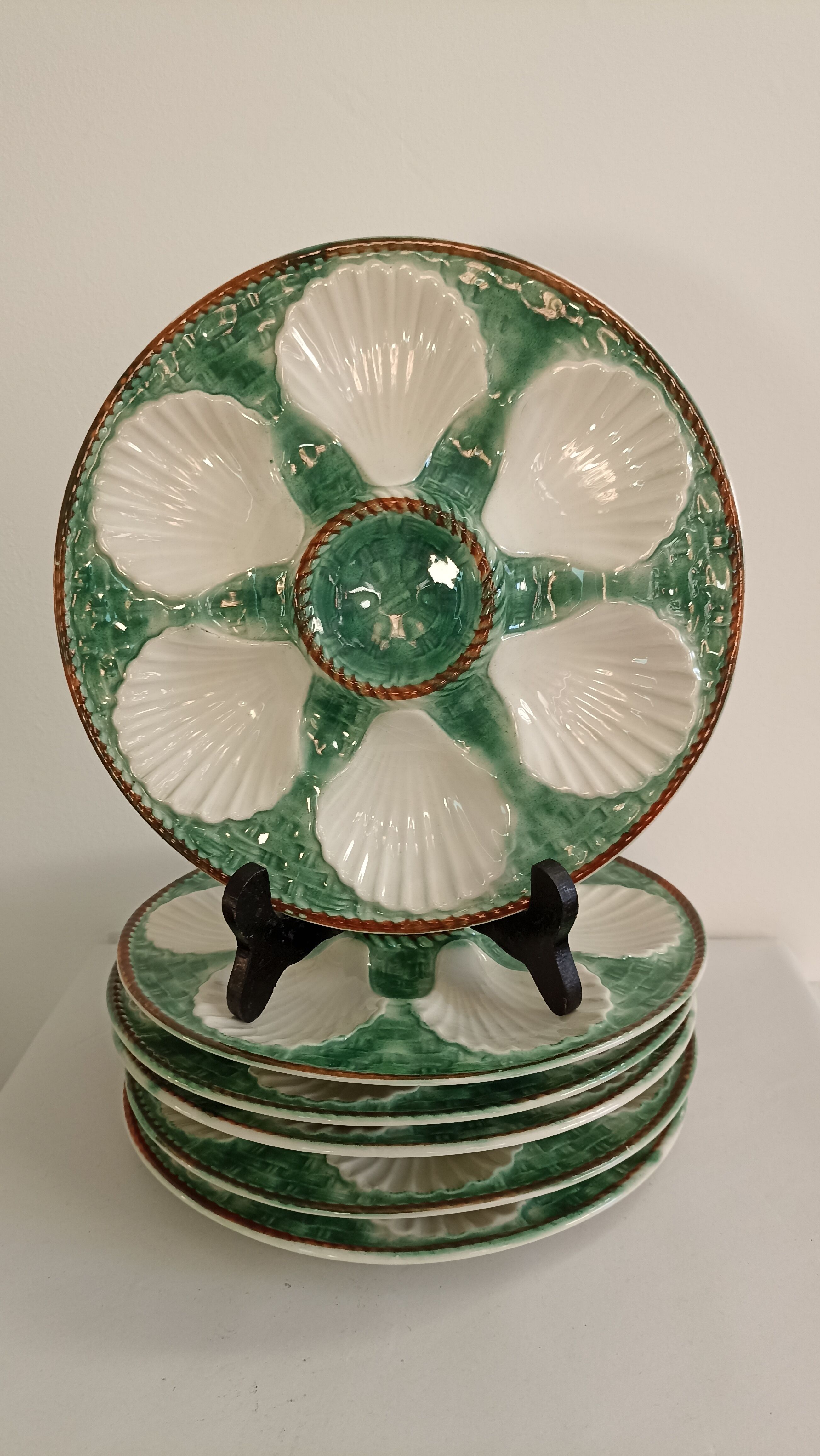 Longchamp oyster plates