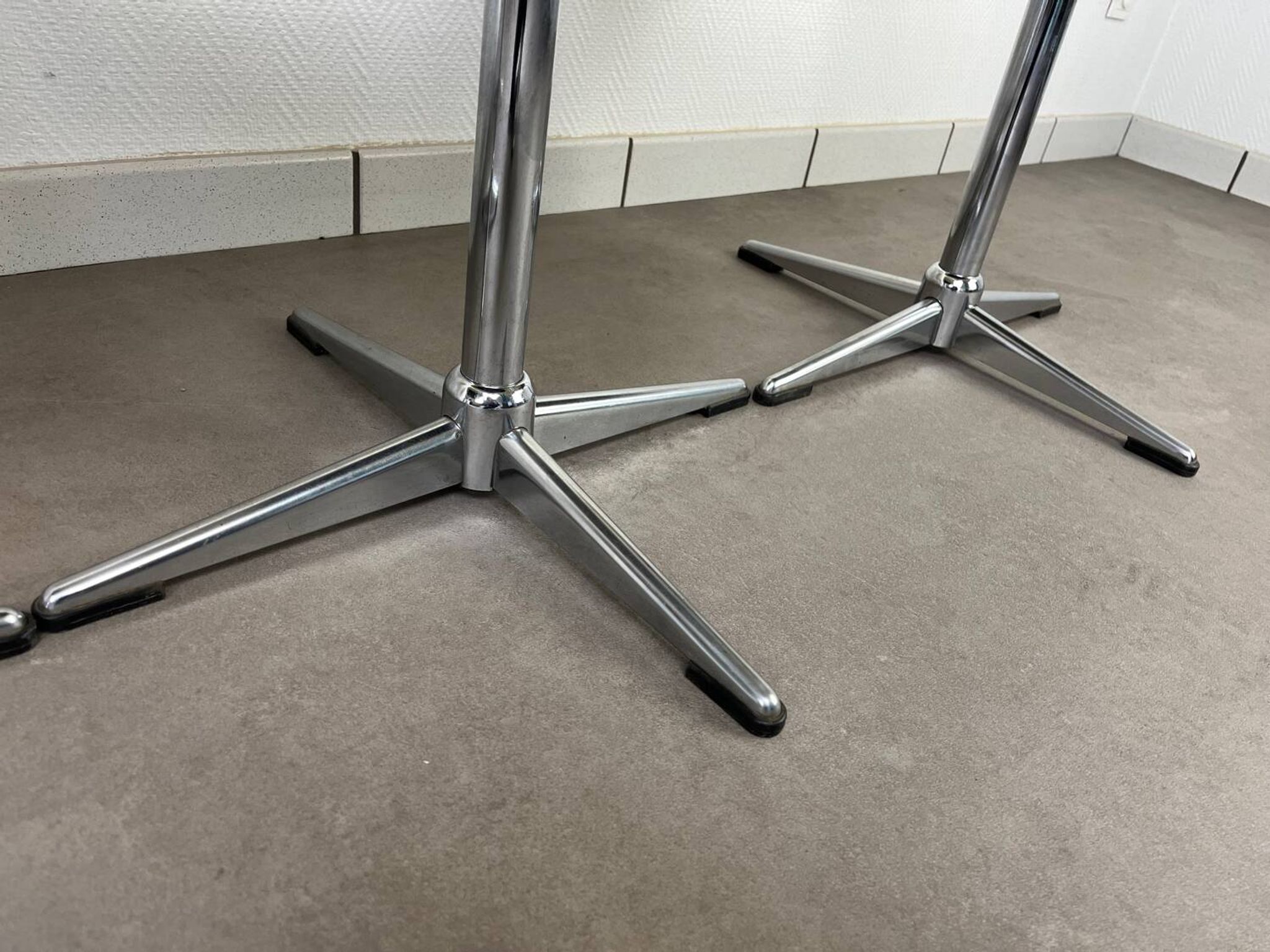 4 chaises Space Age, coque années 70 pour Lockhausen