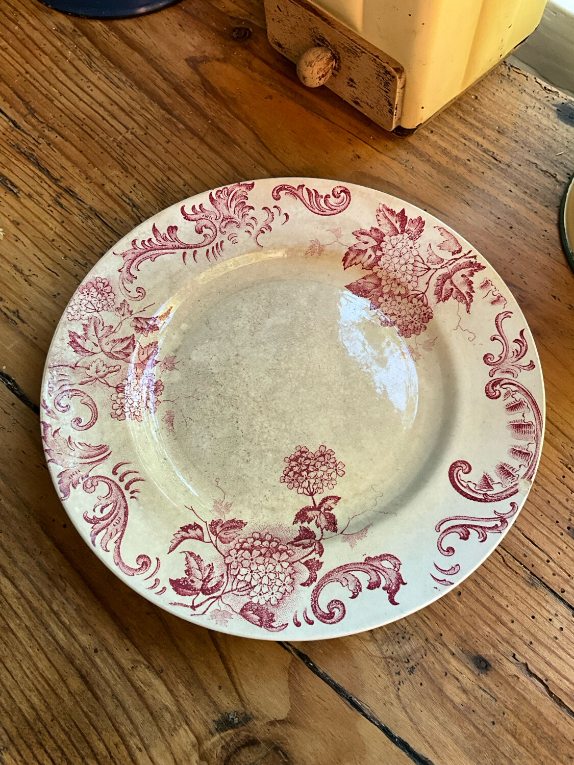 Plate plate iron earth plate snowball model