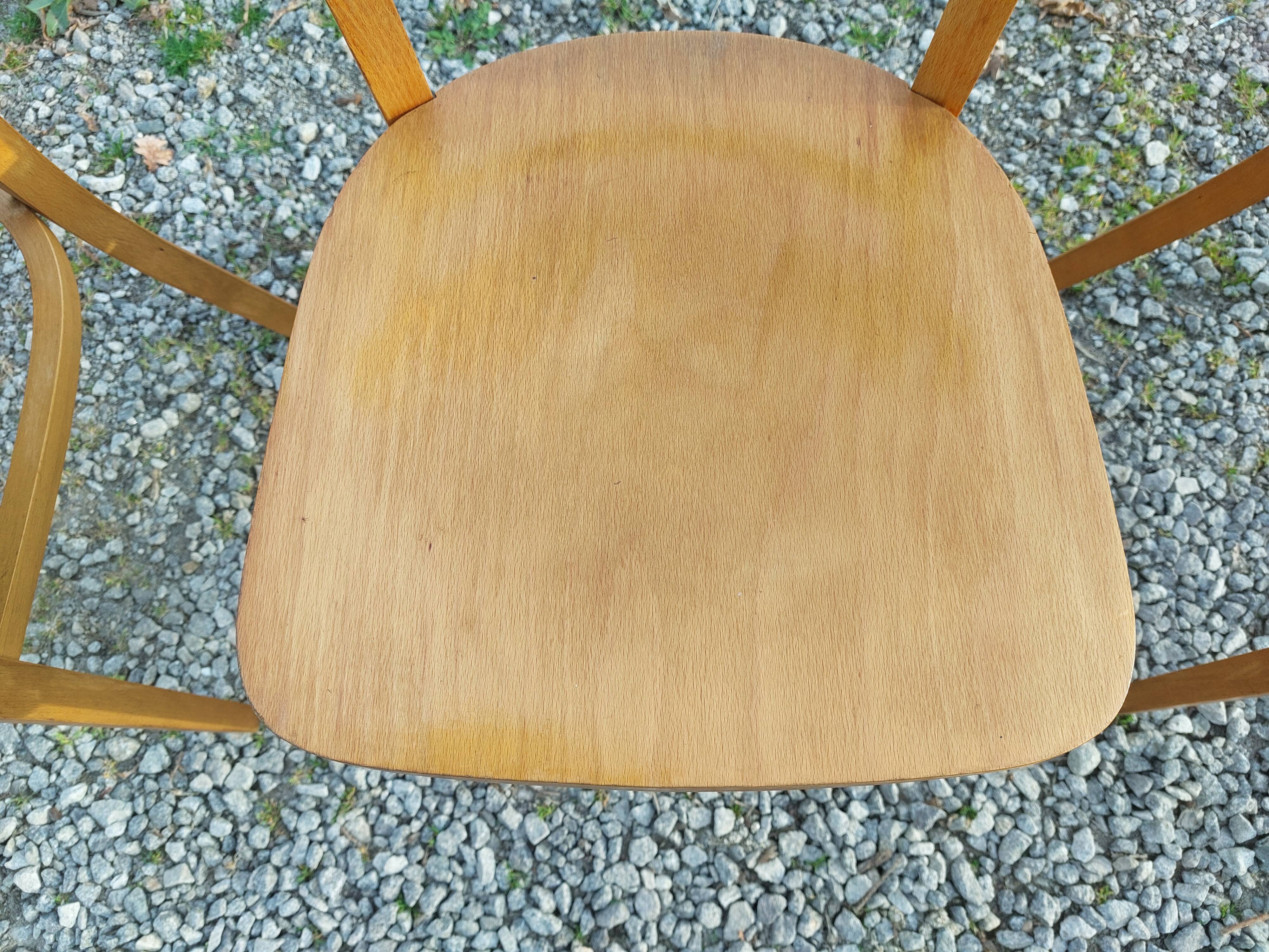 3 bistro chairs, light colour