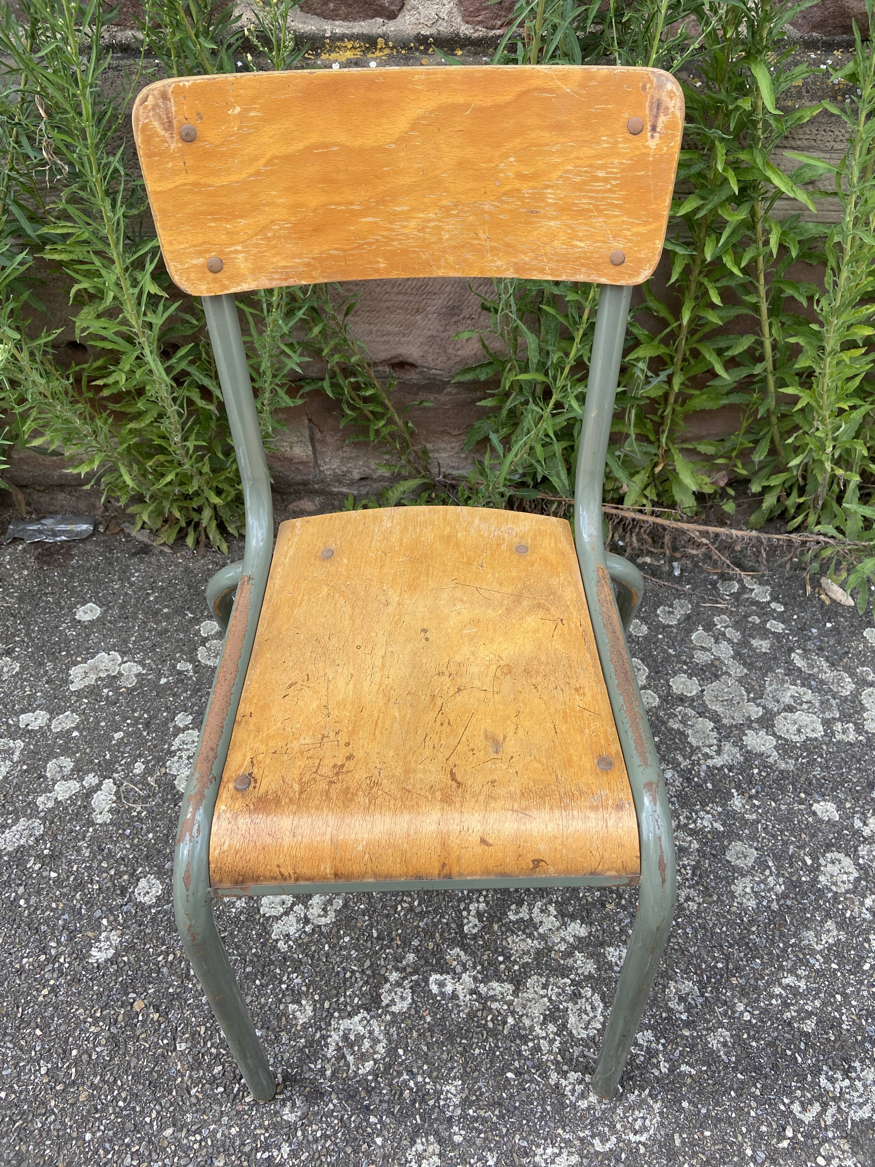 set of 40 Mullca school chairs