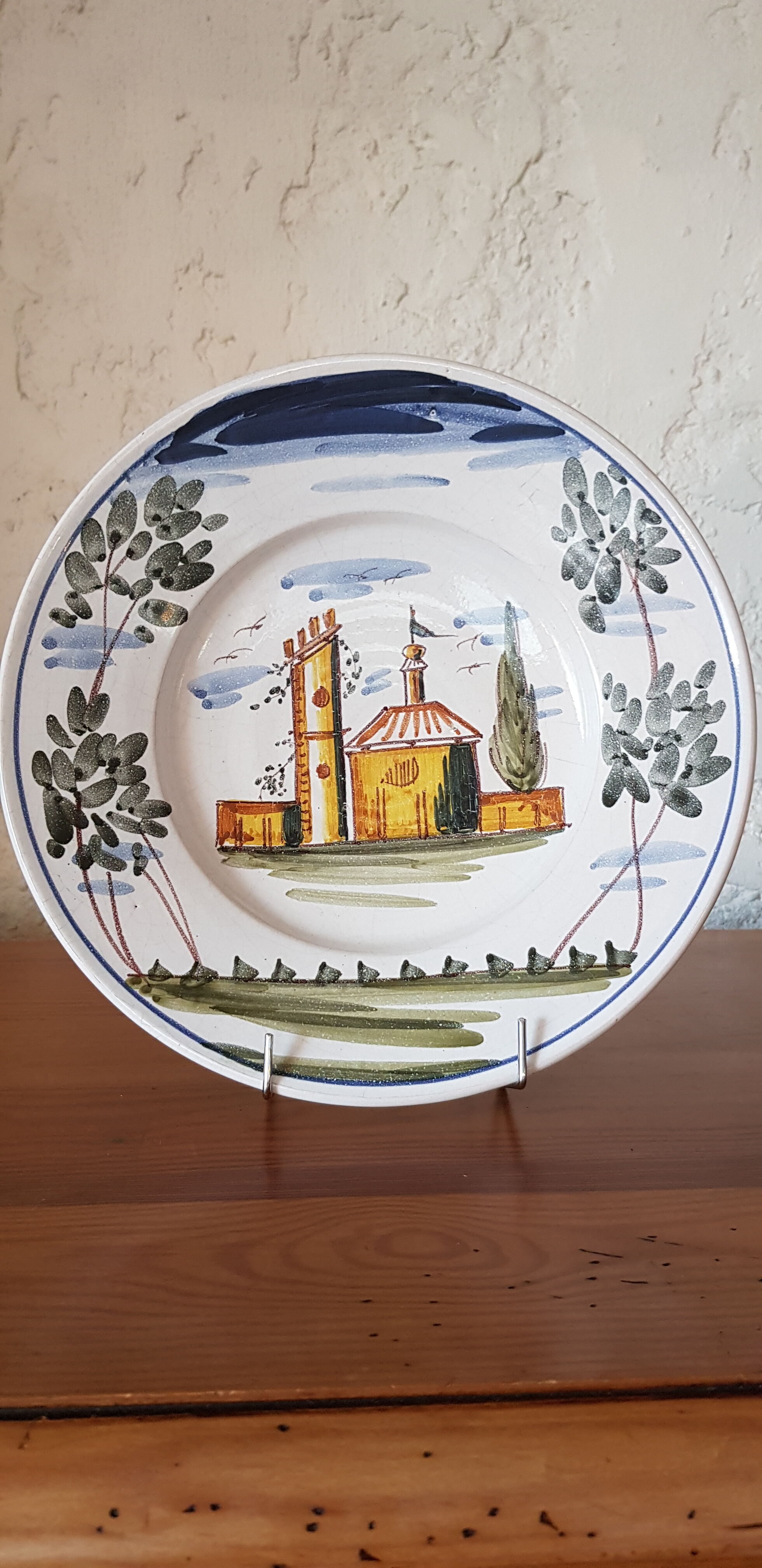 Plat rond creux