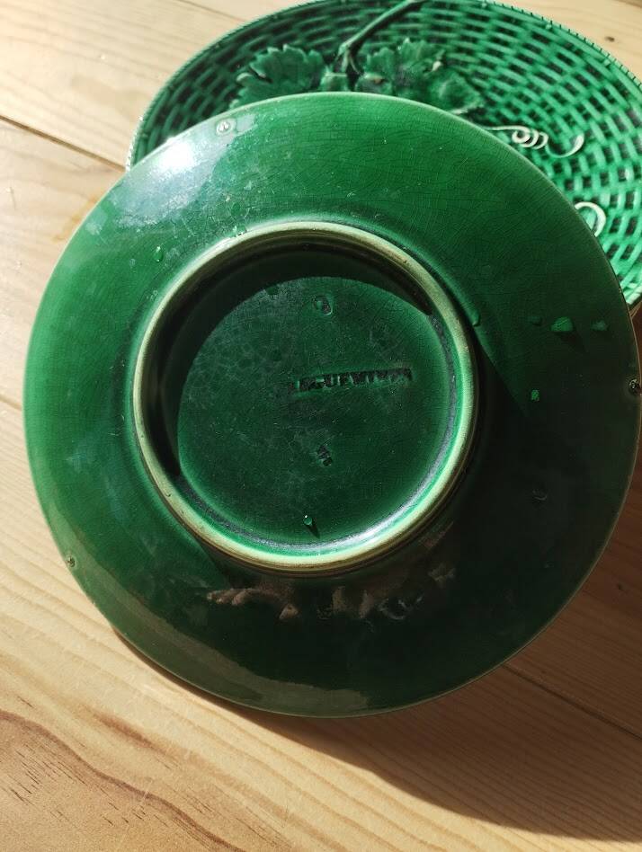 Set of dessert plates Sarreguemines – Art Nouveau earthenware, decoration