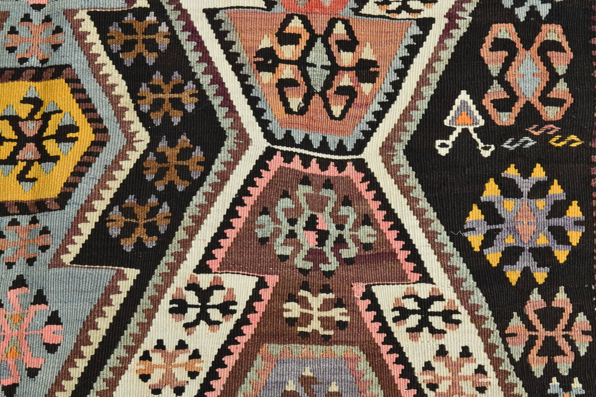 6x9 Wine Red Anatolian Kilim Rug, Faded Pink Oushak Wool Rug, 168x274Cm