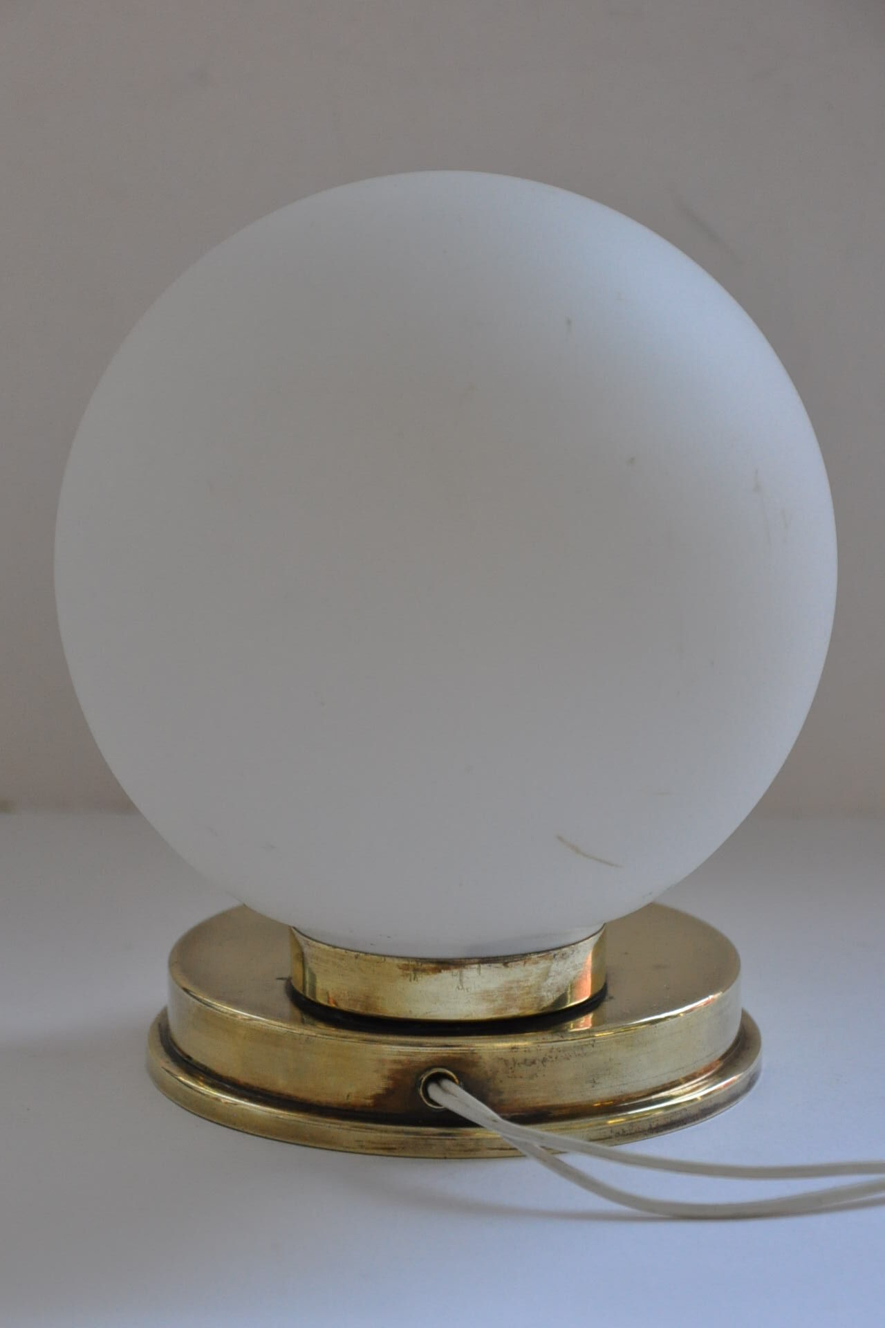 Brass lamp 50s opaline