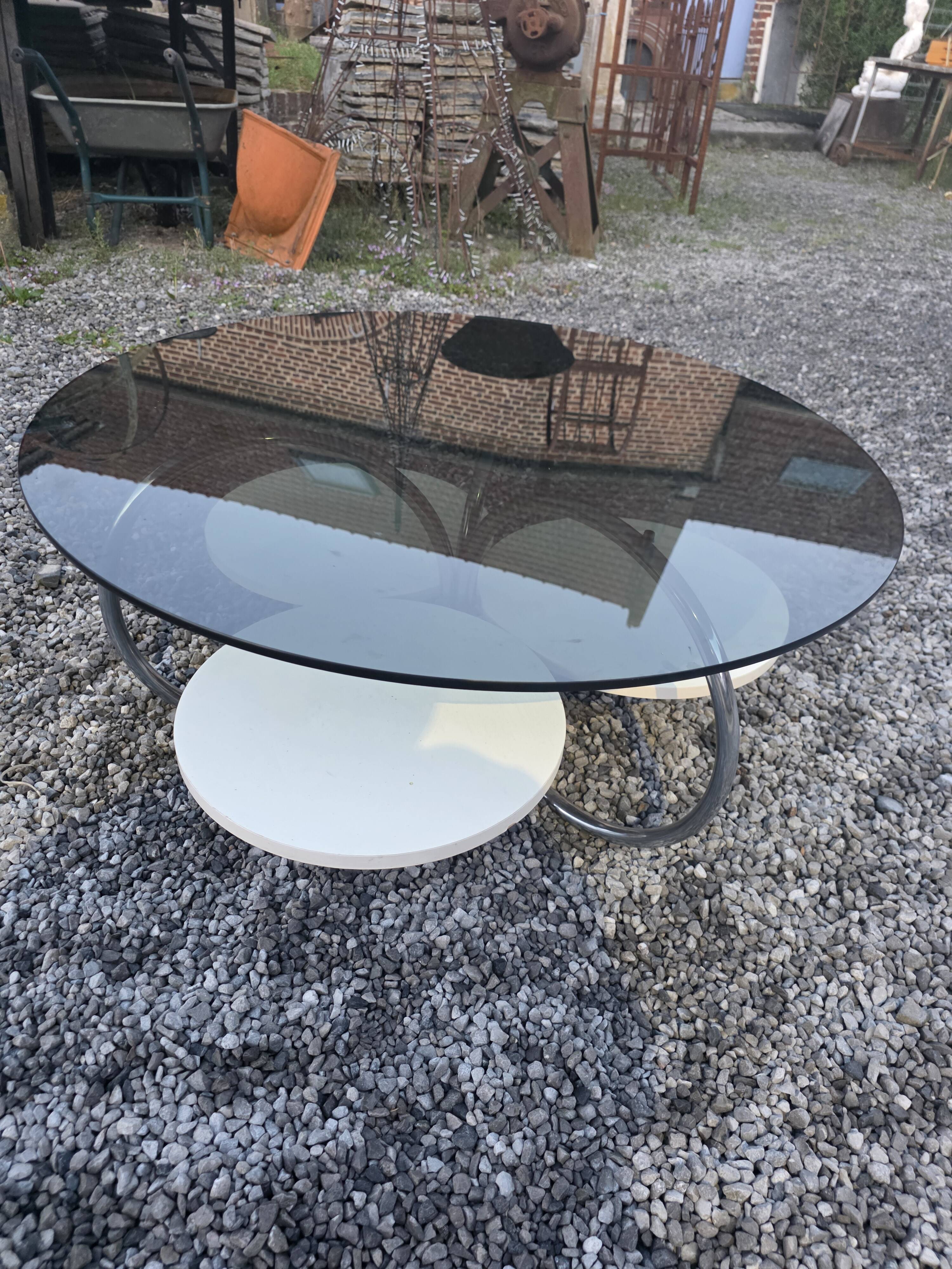 Table basse en verre fumé pied chromé des années 70
