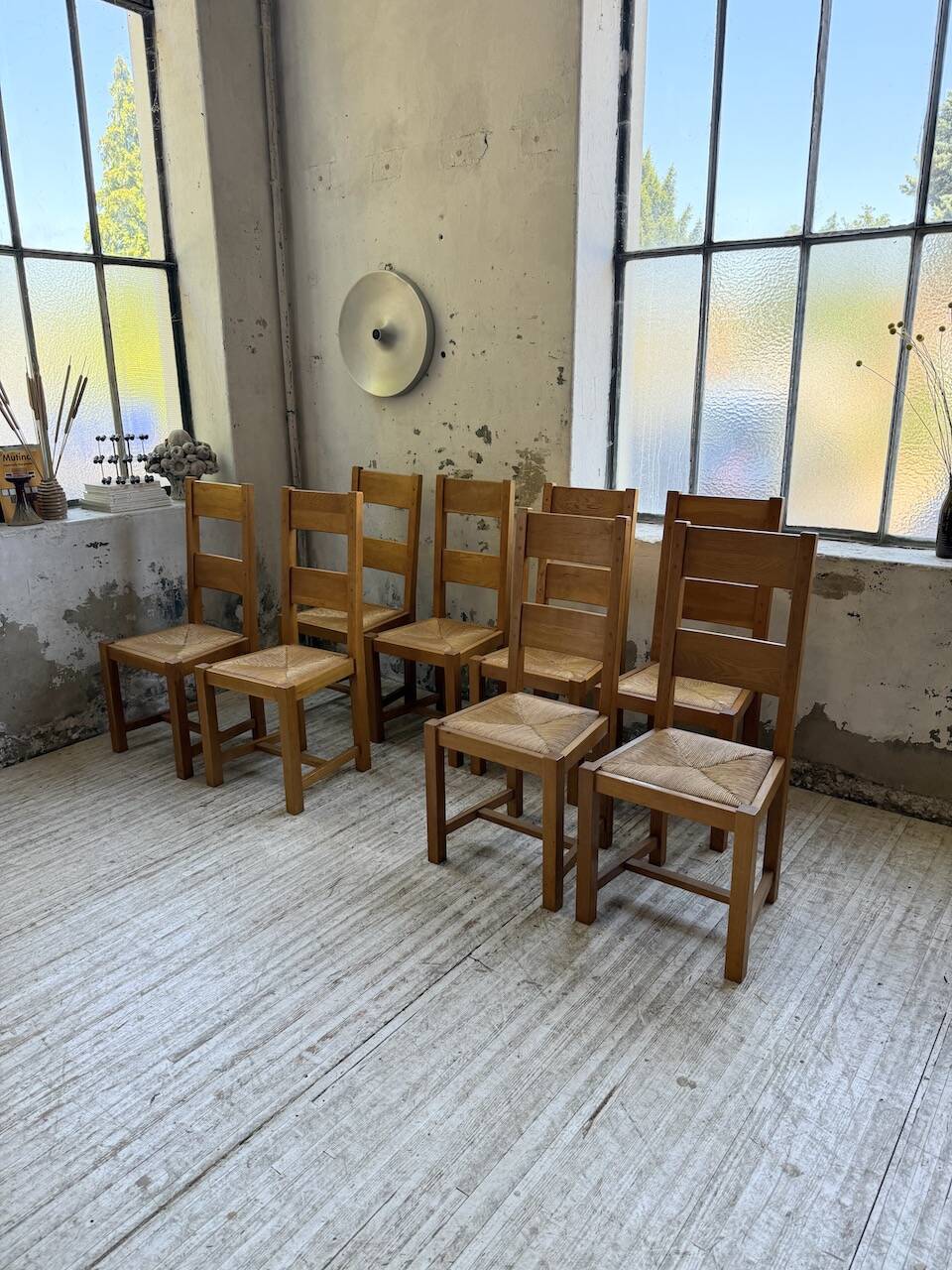 Set of 8 blond oak chairs with straw seats