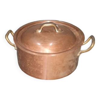 Copper saucepan