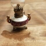 Miniature oil lamp