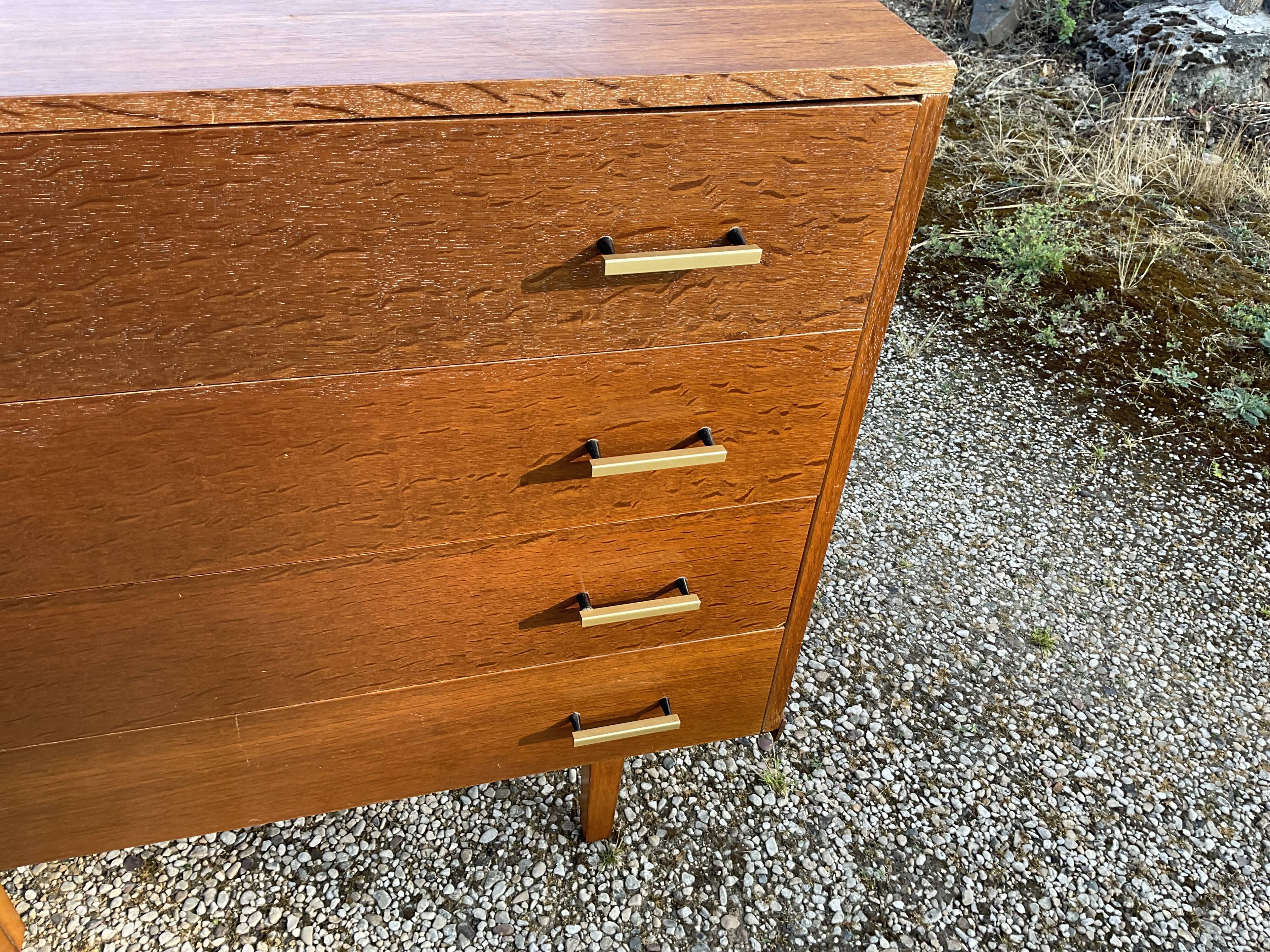 Commode vintage