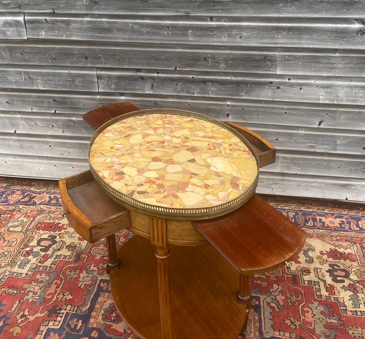 Table de salon en acajou de style louis xvi xix eme siècle