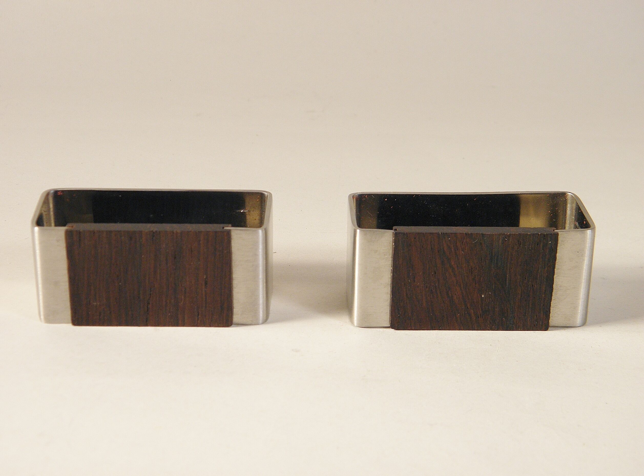 Two rounds of 60s towel