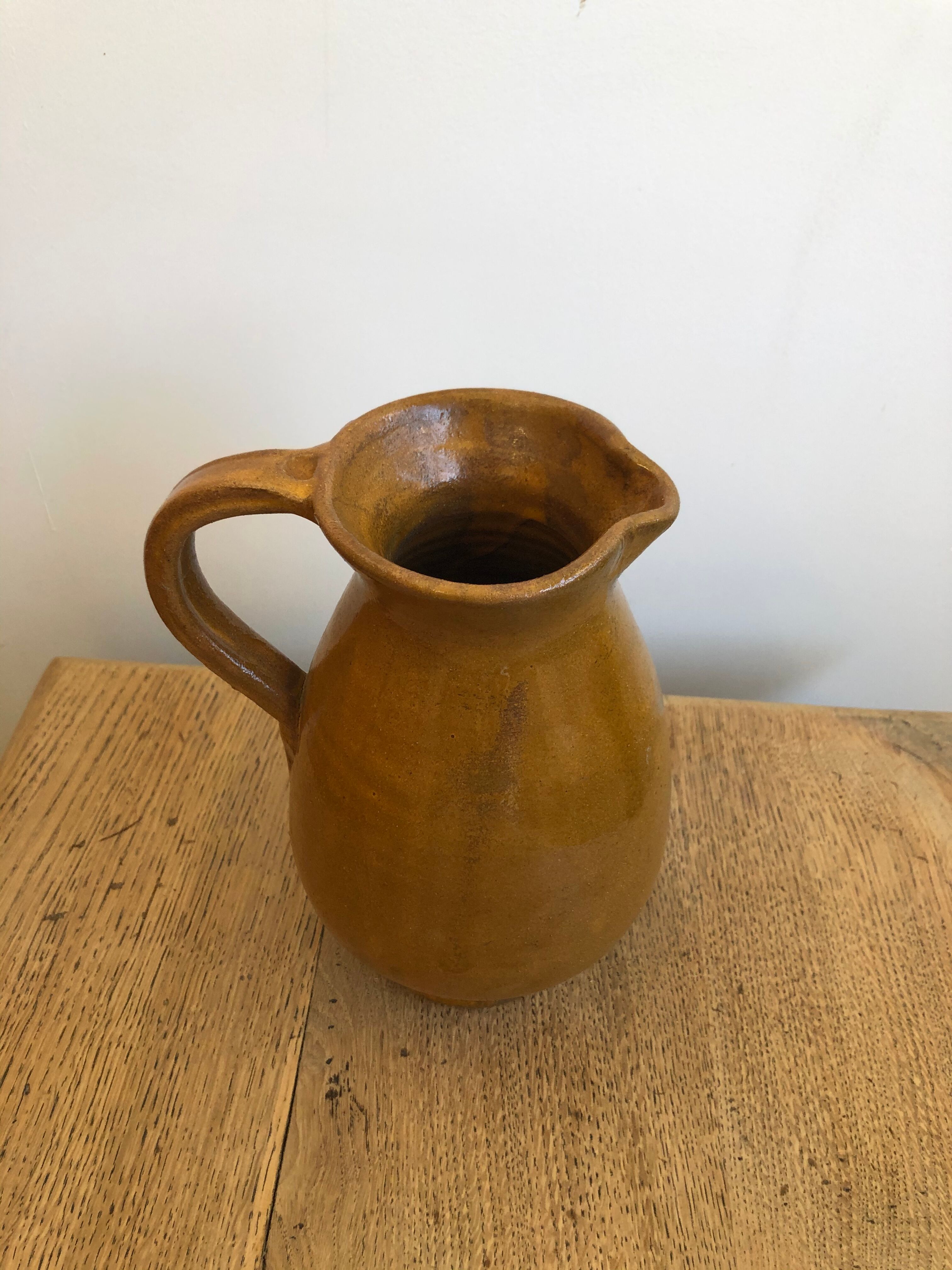 Shortbread terracotta pitcher 60s