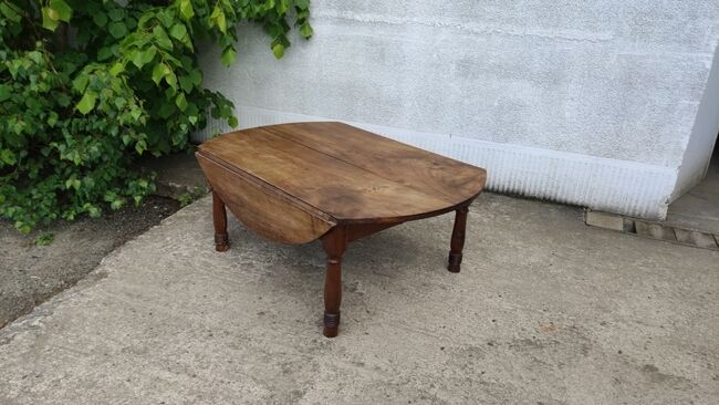Table ronde basse